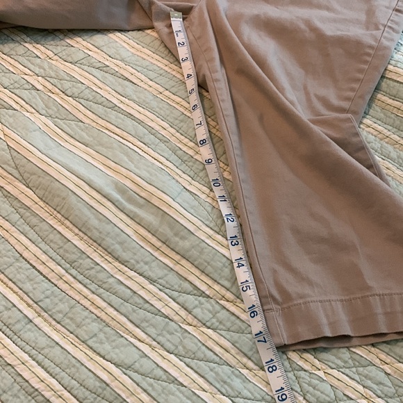 St John’s Bay khaki capri skimmers women’s size 14 - Picture 3 of 8